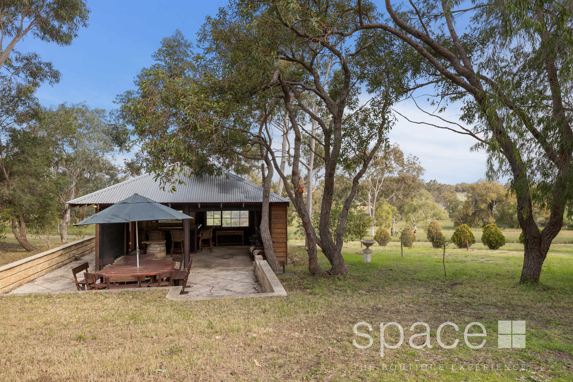 Grand Country Home in Karnup