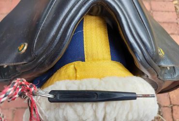 Ainsley Vanguard Dressage Saddle 17.5″