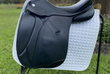 17.5” KN Jive Dressage saddle