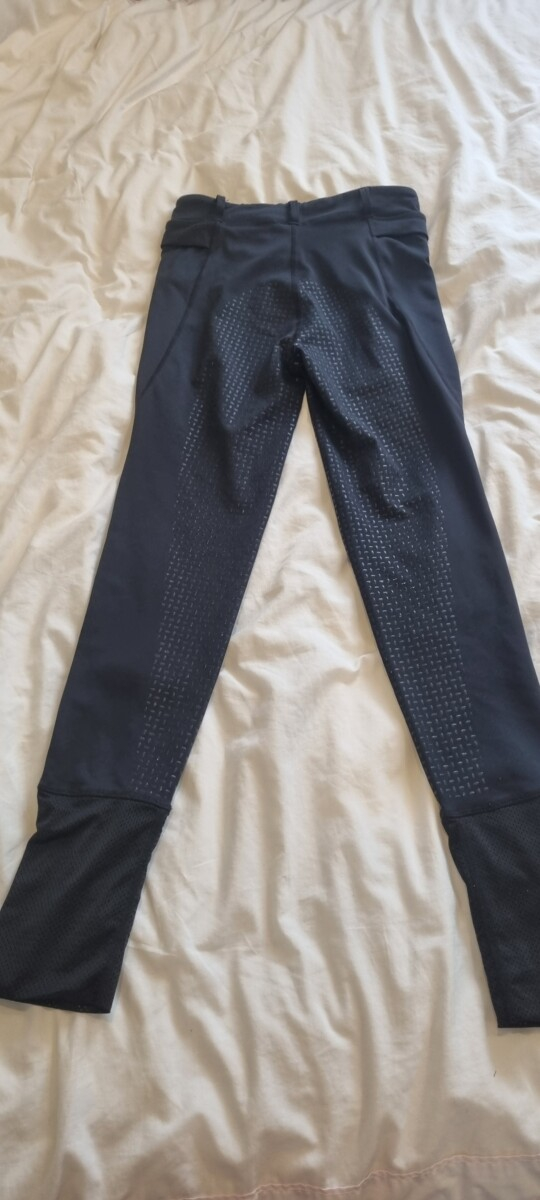 Good condition second hand everyday riding boots and jodhpurs/leggings