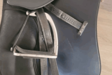 All purpose saddle 16.5inch