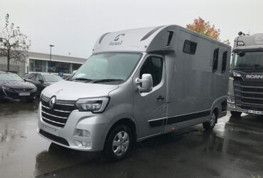 3 seater 2024 Theault Proteo Switch