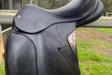 Equiline Elite Dressage Saddle 17inch Black