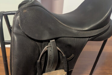 Isabel Worth 16″ Leather Dressage Saddle
